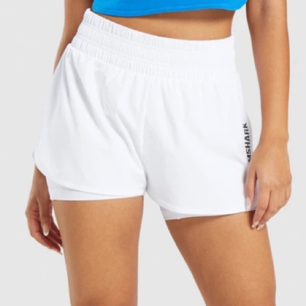 Gymshark Pulse Mid Rise Shorts (White - M)